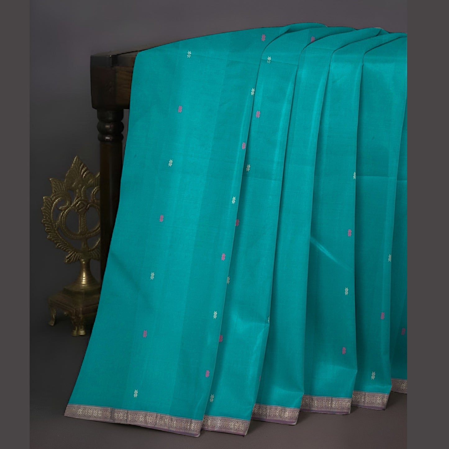 Green Maheshwari Handloom Cotton Silk Saree